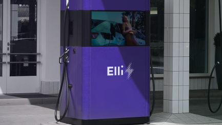 Flexpole: Yes! The most flexible charging station for you.